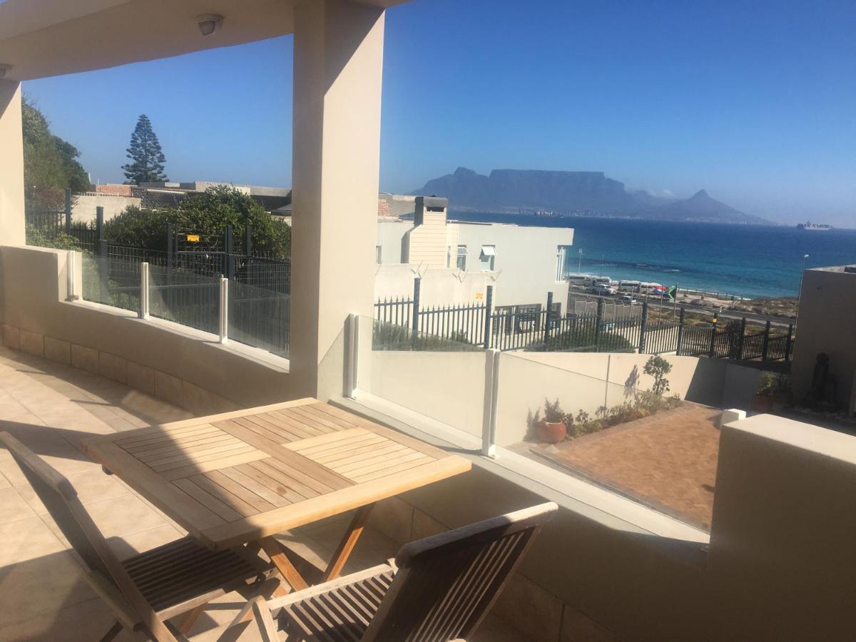 2Whitewaters Bloubergstrand Homestay ภายนอก รูปภาพ